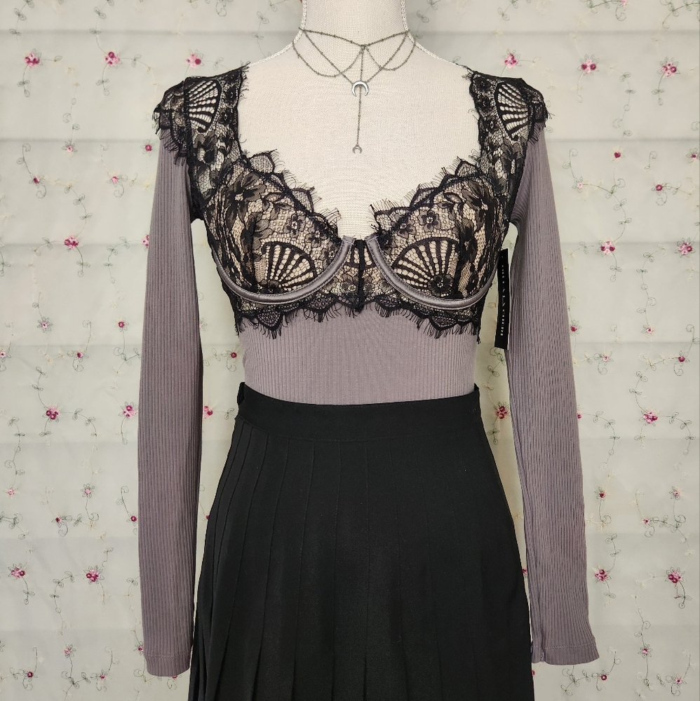 Oh La La Cheri Eyelash Lace Bodysuit - Picture 7 of 11